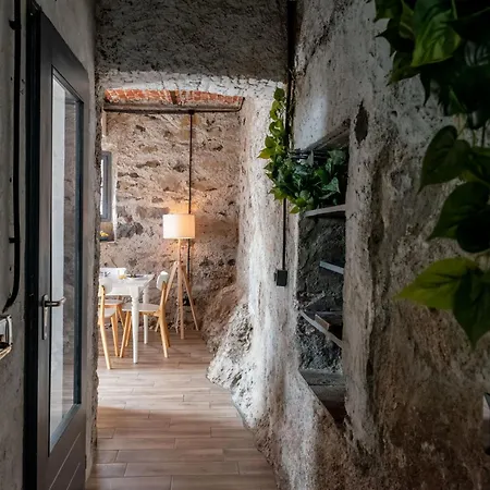 Panoramic Stone Retreat - By Lovecomo *